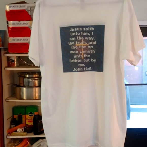 Tee Shirt - Picture 2 of 2